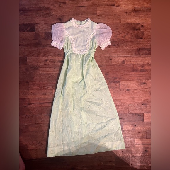 Vintage baptism gown - Picture 2 of 5